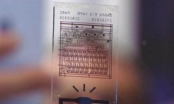 “DUST”晶片以智能手机屏幕常用的玻璃制成