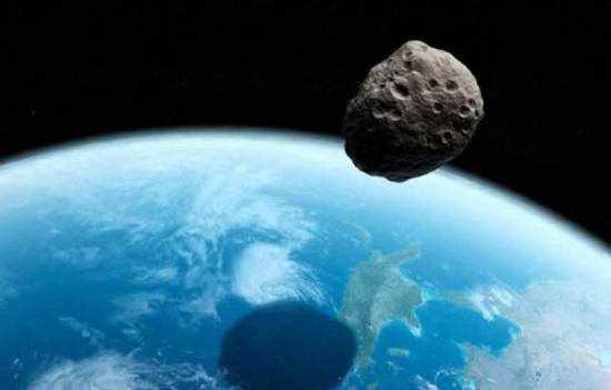 小行星2014 DX110是一颗阿波罗体，这意味着它的轨道会和地球轨道交会。如果这样一颗小天体撞击地球，那么它将在地面形成一个其直径10~20倍的撞击坑