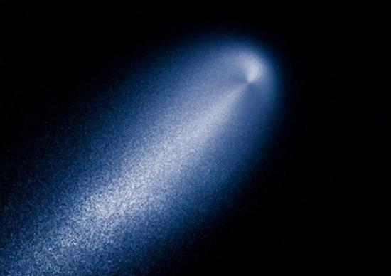 ISON彗星的增强图像