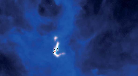新发现的四胞胎恒星距离我们大约825光年，在此之前科学家已经在英仙座方向上发现了许多原恒星分子云