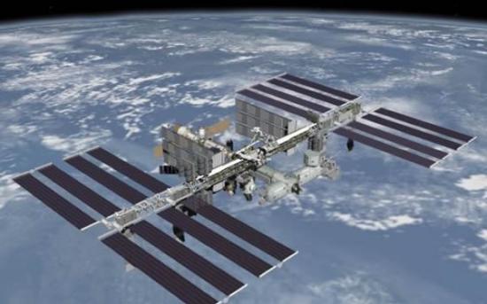 国际空间站。将一公斤食品送上空间站的成本接近1.4万英镑(约合2.3万美元)。美国宇航局希望未来能够在太空中栽种农作物，降低从地球运输食品的需求
