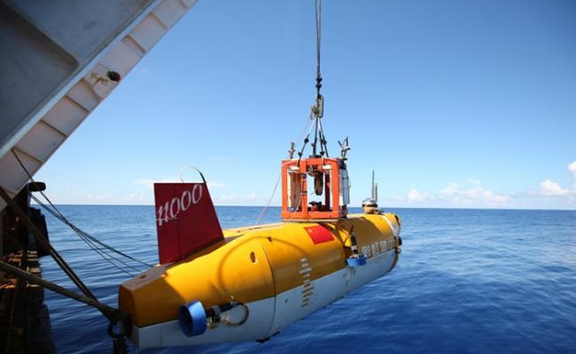 “彩虹鱼号”2019年至2020年海试，挑战马里亚纳海沟1.1万米的极限深度。
