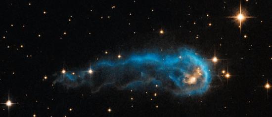 “宇宙大蝌蚪”天鹅座OB2星团