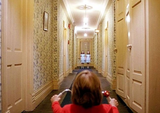 美国著名作家史提芬京的恐怖小说《闪灵》深入民心，而他的创作灵感是科罗拉多州埃斯特斯公园一间酒店，原来是全美其中一间最闹鬼的酒店。