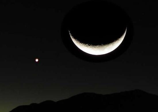 7月8日晚天宇将上演“土星伴月”天象