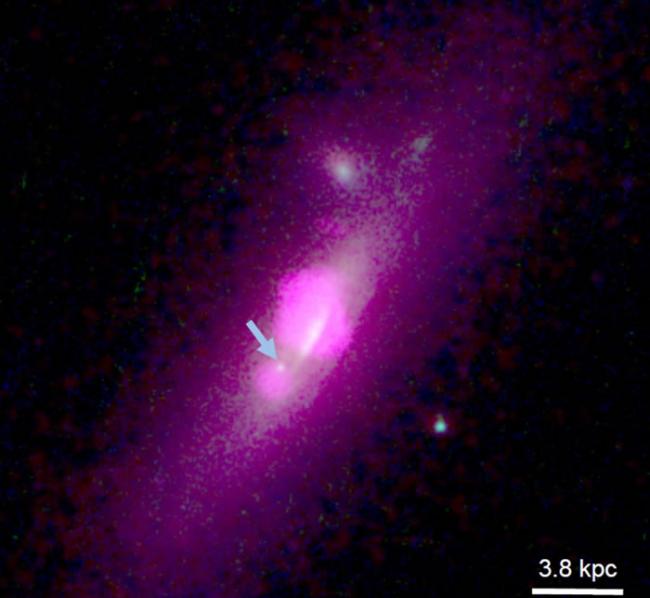 双黑洞星系SDSS J1126+2944中一个黑洞“饿得瘦骨嶙峋”