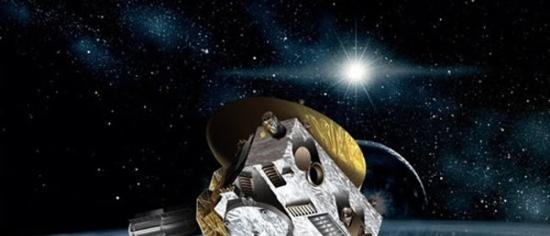 “新地平线”号探测器由美国宇航局研制，是一艘专门为冥王星天体系统打造的空间探测器
