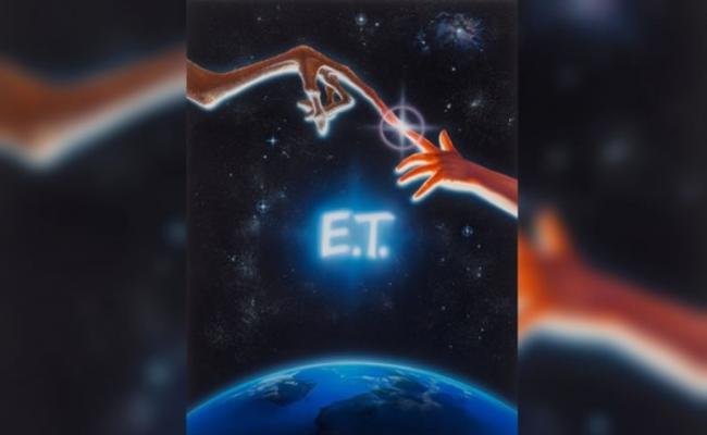 美国经典科幻电影《E.T.外星人》海报以39.4万美元成交