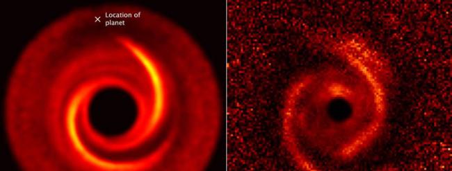 右图是欧洲航天局甚大望远镜拍摄的年轻恒星MWC 758周围环绕的原行星盘；左图是该旋臂结构中X位置可能隐藏一颗巨行星。