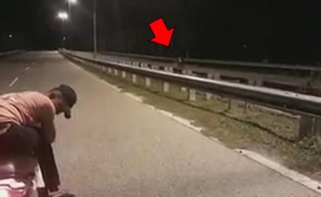无人驾驶？马来西亚公路惊现“幽灵自行车”