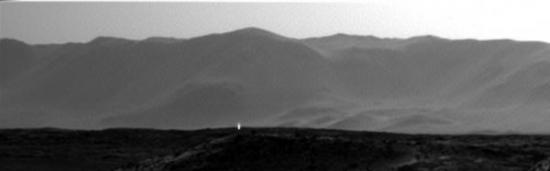 美国NASA发布消息称已查清火星上出现神秘亮光之谜