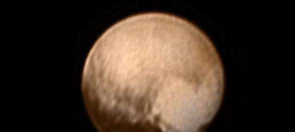 “新视野”号探测器发回迄今最清晰的冥王星图片