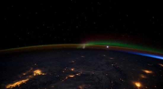 美国宇航局建立网站公布从太空中拍摄的各种地球照片 邀网友辨认城市夜景