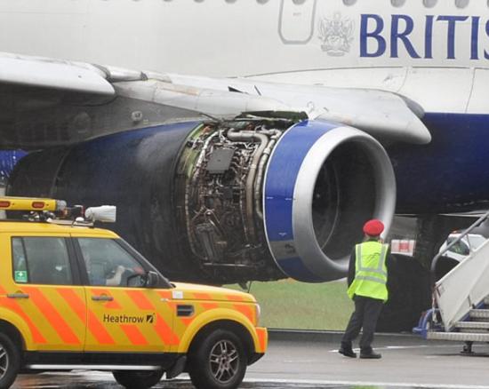 一架英国航空客机起飞后引擎意外冒烟起火
