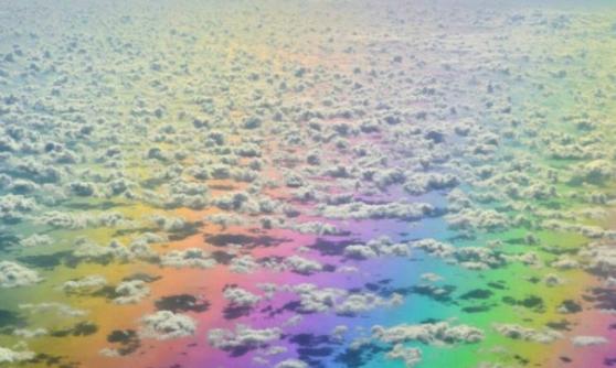 云海下的7色彩虹鲜艳夺目