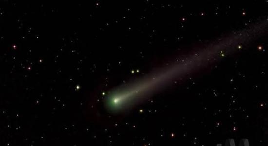 11月4日在新加坡拍摄到的ISON彗星，观测者为天文摄影家贾斯汀