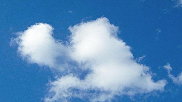 苏格兰人拍到天空中出现“独立云”：状如缺失的英国版图