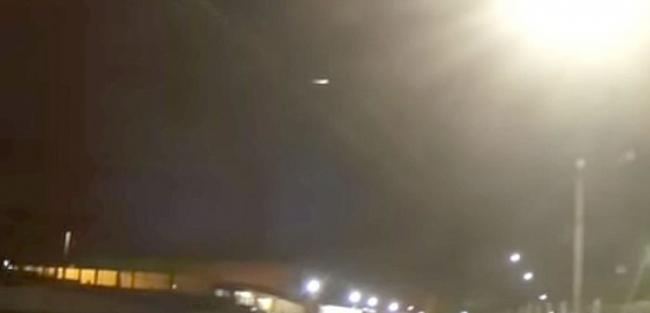 美国西部天空惊现火球 UFO现身的说法甚嚣尘上