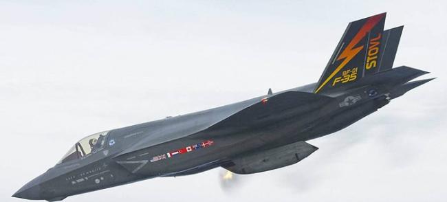 美国洛克希德马丁公司公布F-35B隐形战机GAU-12“平衡者”机炮试射片段
