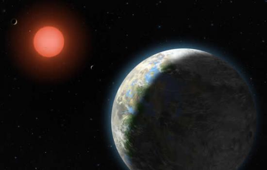 格利泽581系统里可能的内部行星，还伴随有一颗红矮星。