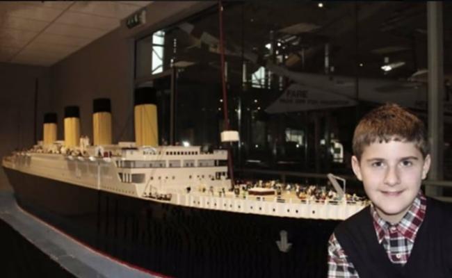 比格森建造全球最大的铁达尼号LEGO模型。