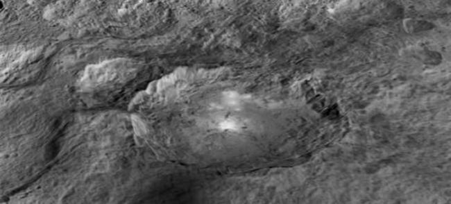谷神星上发现的最明亮亮点位于“奥卡托”陨石坑内