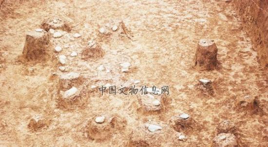 湖北郧县滴水岩发现距今5～10万年的手斧