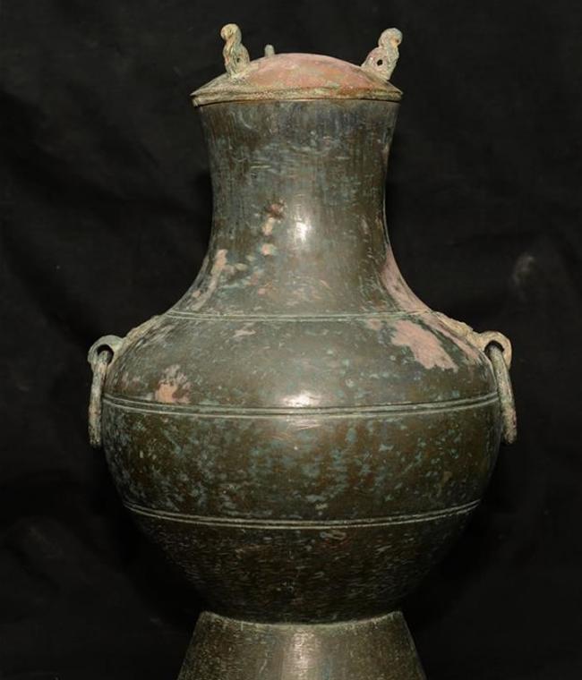陕西考古发现了距今2000多年的古酒。