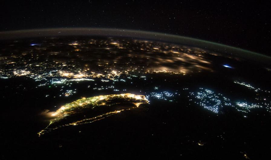 NASA公布从国际太空站拍到的台湾夜空照