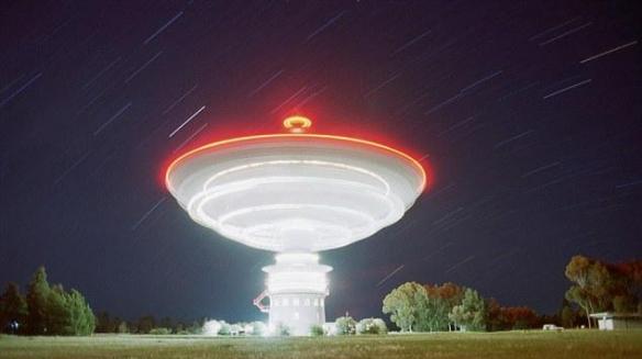 “快速射电脉冲”是外星人通信信号？