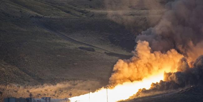 美国太空总署（NASA）在犹他州沙漠成功测试世上推力最大的火箭推进器