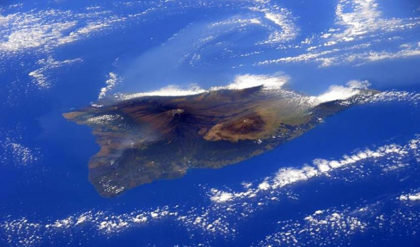 宇航员克里斯托弗雷蒂在国际空间站拍摄夏威夷岛