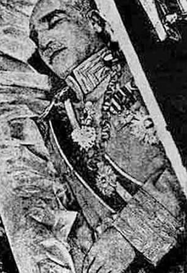 伊朗发现倒数第二任国王礼萨汗・巴列维一世的木乃伊干尸