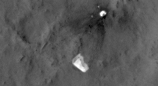 探测器拍摄到“好奇”号火星车降落伞