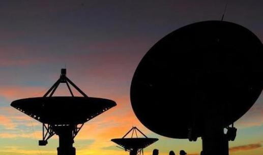 天文学家接收到10次来自外太空的古怪无线电信号