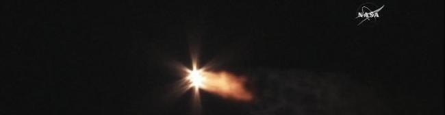 NASA“帕克太阳探测器”发射升空 史上最接近太阳