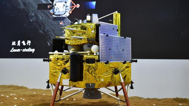 嫦娥五号探测器模型