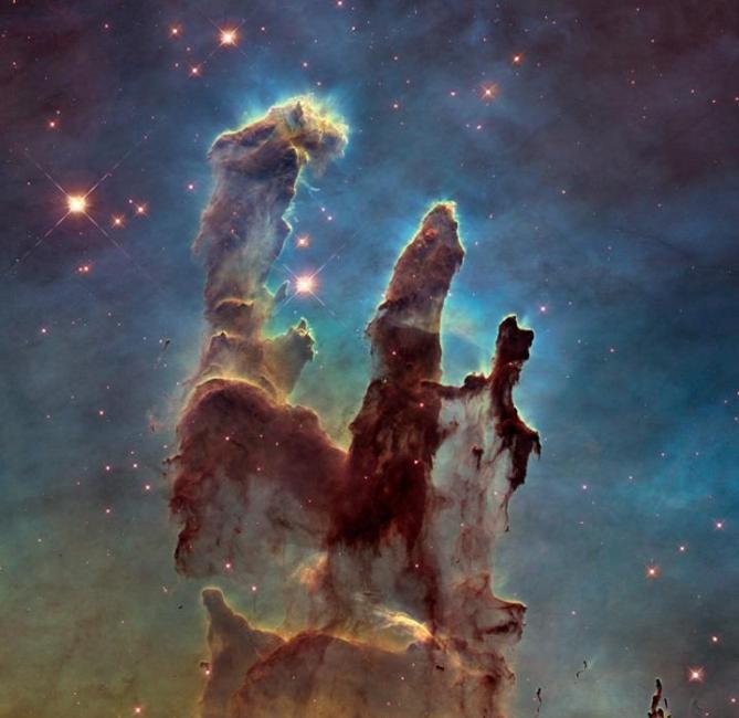 哈勃望远镜时隔20年再拍“创生之柱”老鹰星云