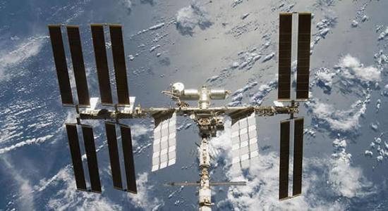 美国宇航局称大量轨道垃圾可对空间站的安全构成威胁