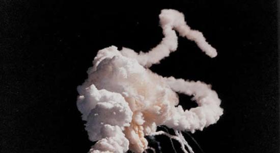 美国宇航局的航天飞机机队共进行了135次任务，其中一次发射失败，一次着陆失败