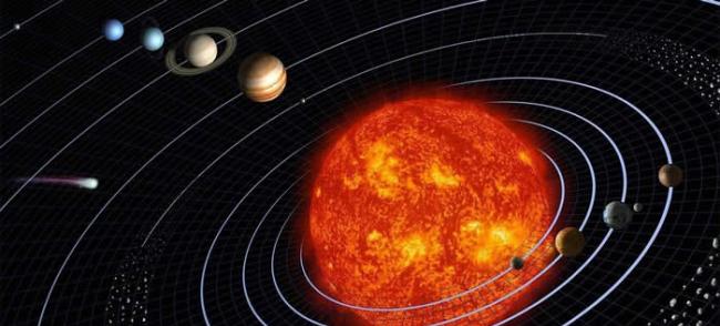 太阳系中最大的两颗行星--土星和木星将跟水星一起在夜空中相互靠近