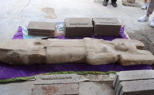 墨西哥瓦斯特卡地区发现1.8米高至少500年历史的女性雕像 或与阿兹特克人有关