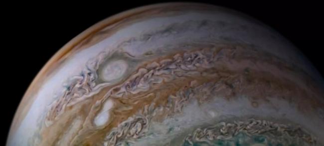 NASA的朱诺号飞船将采取类似卡西尼号的方法对木星系统展开探索