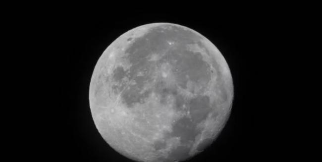 外媒SlashGear根据NASA数据列出2021年一系列满月的最佳观测时刻