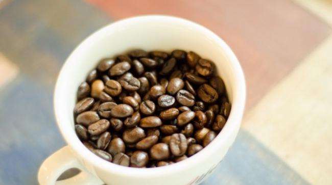 研究发现长期大量饮用咖啡会显著增加心血管疾病（CVD）的风险