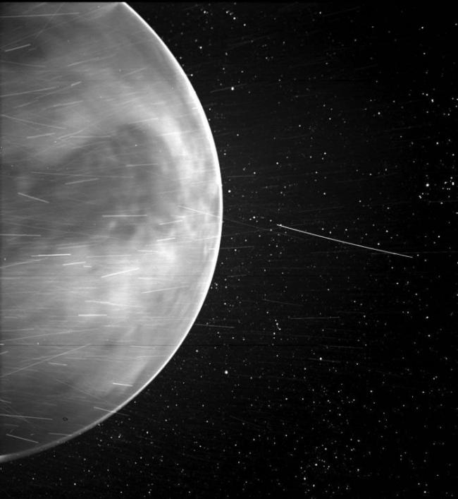 美国宇航局帕克太阳探测器拍摄到不可思议的金星照片
