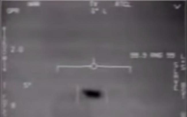 美国海军公布几起飞行员遭遇不明飞行物（UFO）事件报告