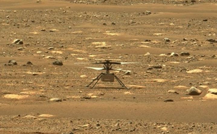 NASA火星探测器“毅力号”搭载的“独创号”无人直升机试飞成功 开创探索外星新模式