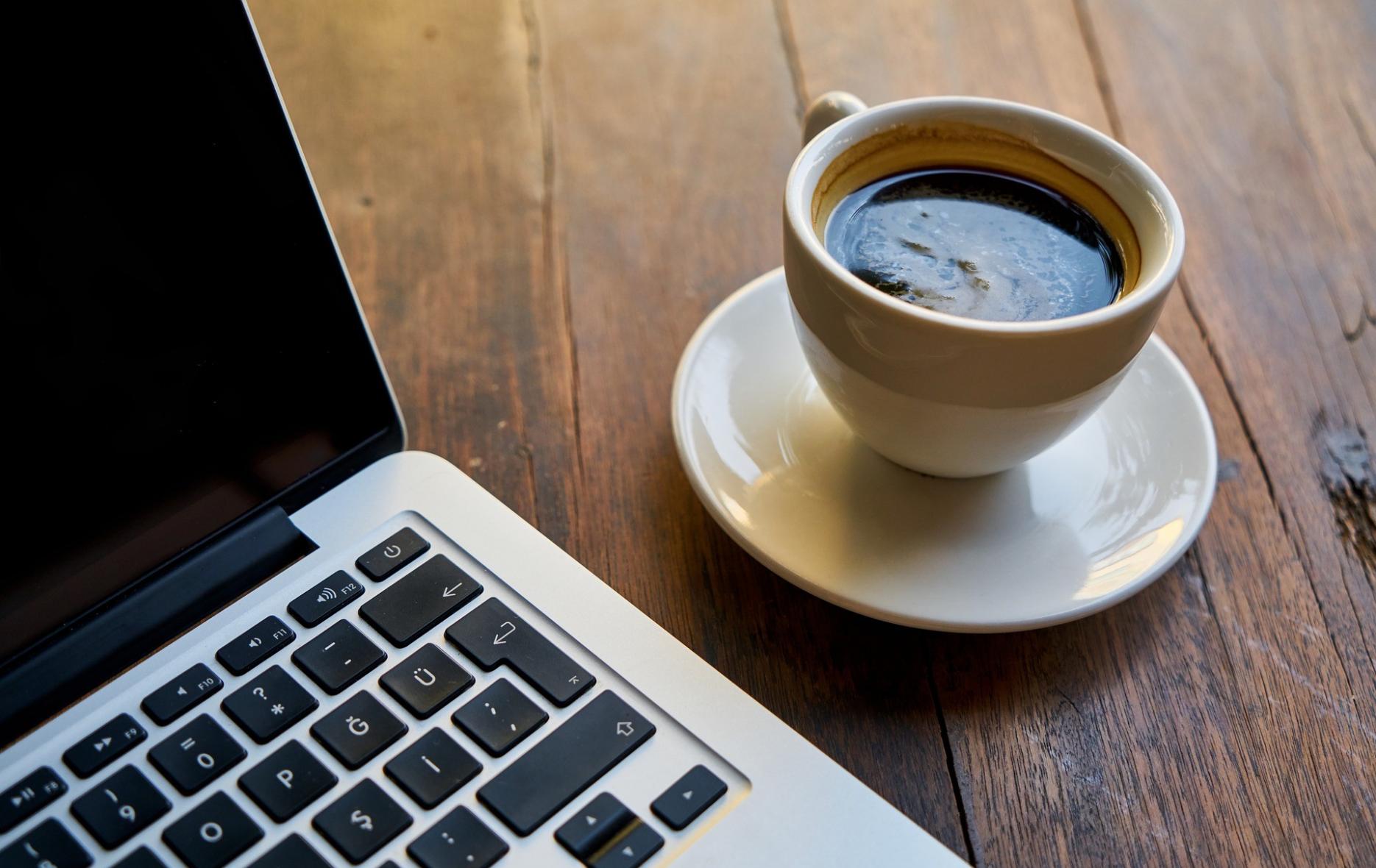 美国西北大学最新研究证实每天适量饮用咖啡能有效将感染新冠肺炎的风险降低10%