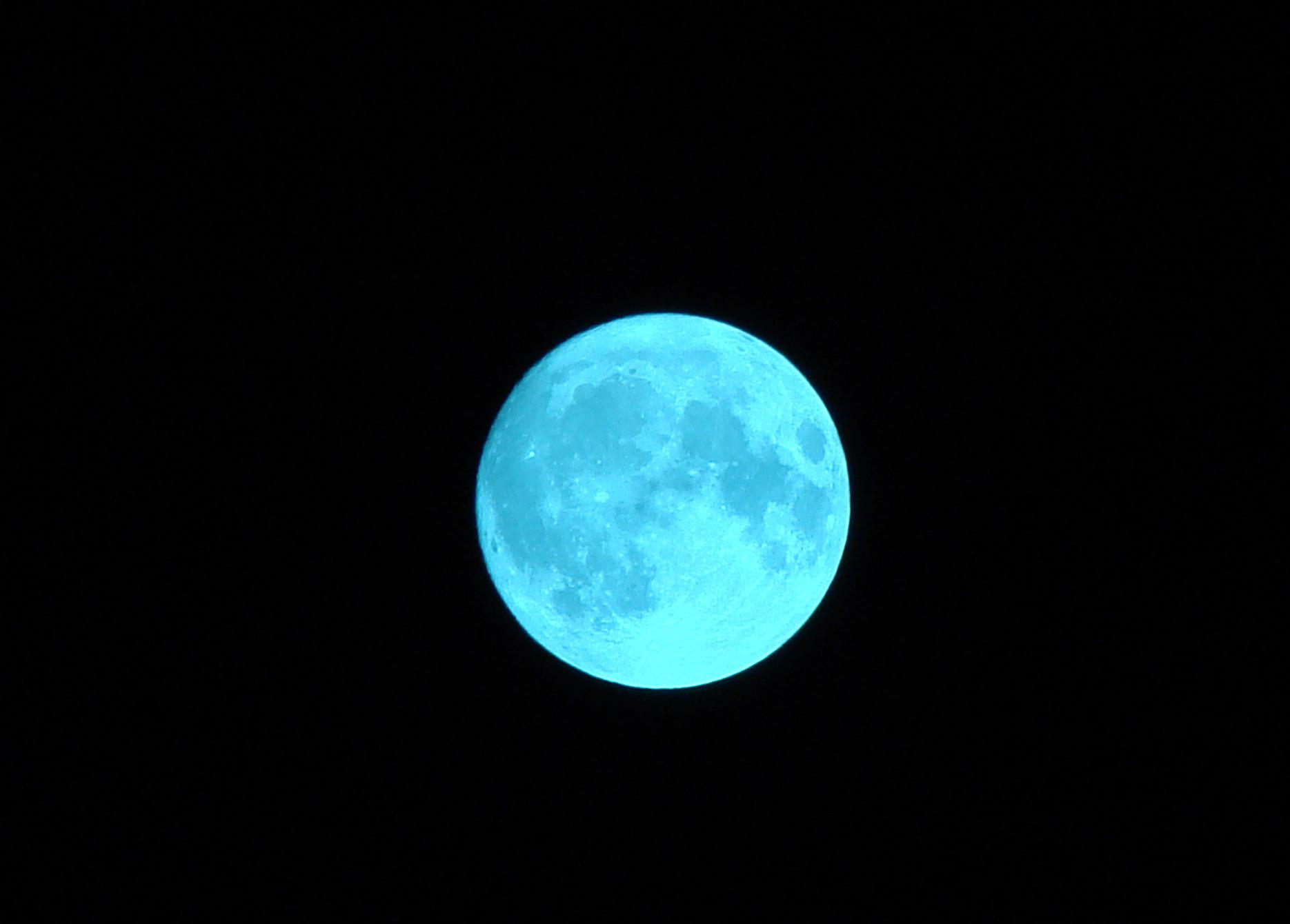 2021年8月22日季节性“蓝月亮”再次出现